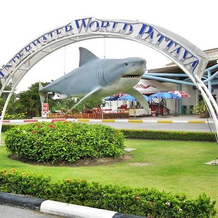 โอโย 1136 เมเปิล แมนชั่น Hotel Pattaya ภายนอก รูปภาพ