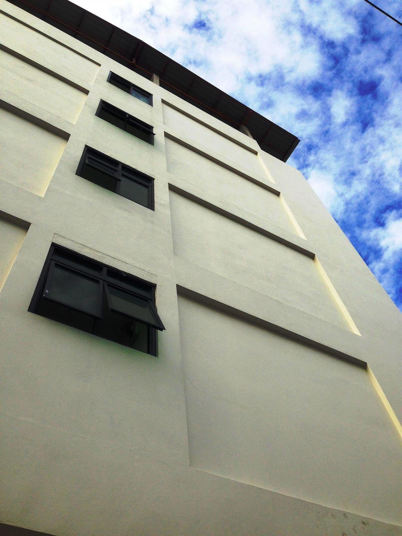 โอโย 1136 เมเปิล แมนชั่น Hotel Pattaya ภายนอก รูปภาพ